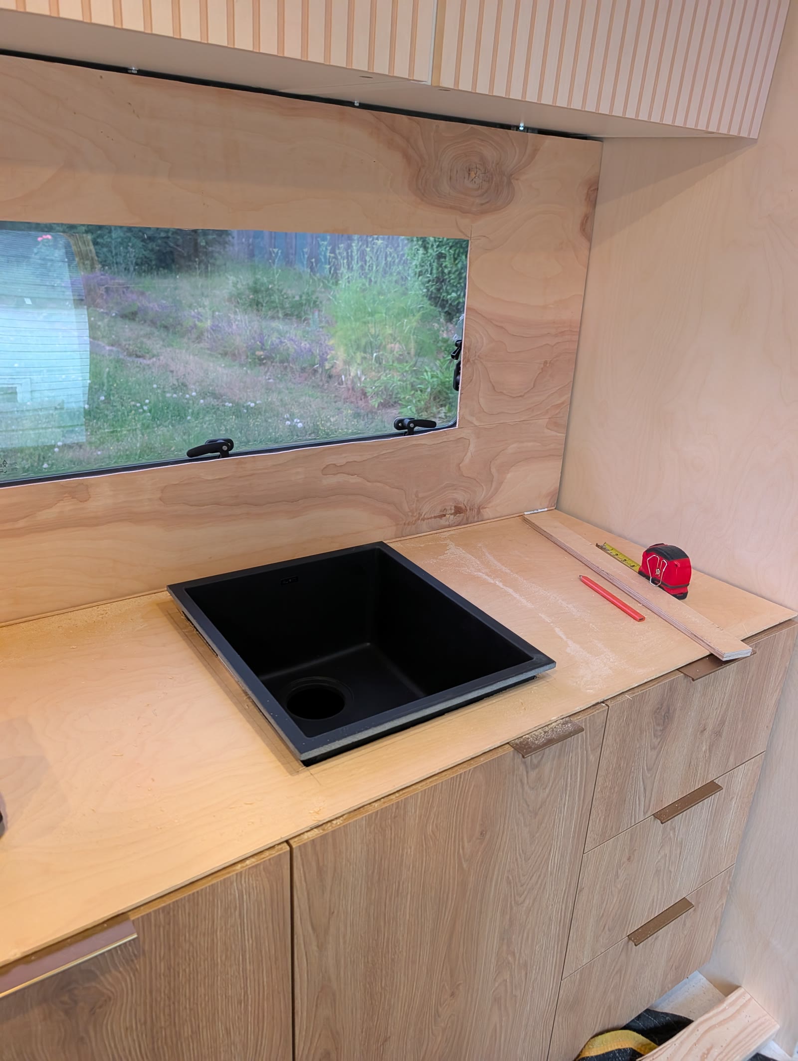 Composite sink, angled view