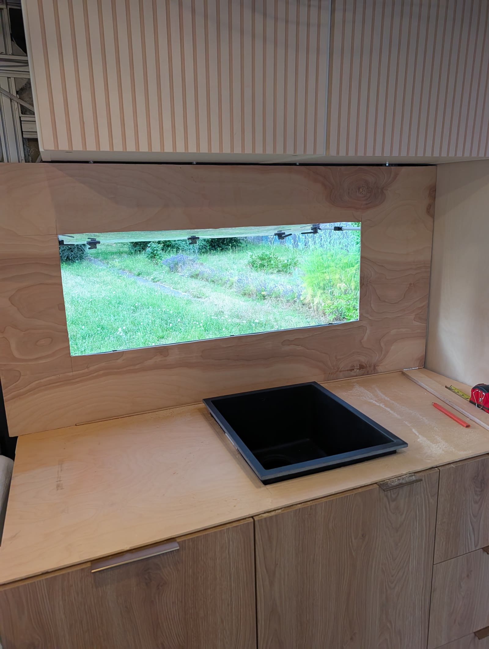 Galley counter and sink, wide